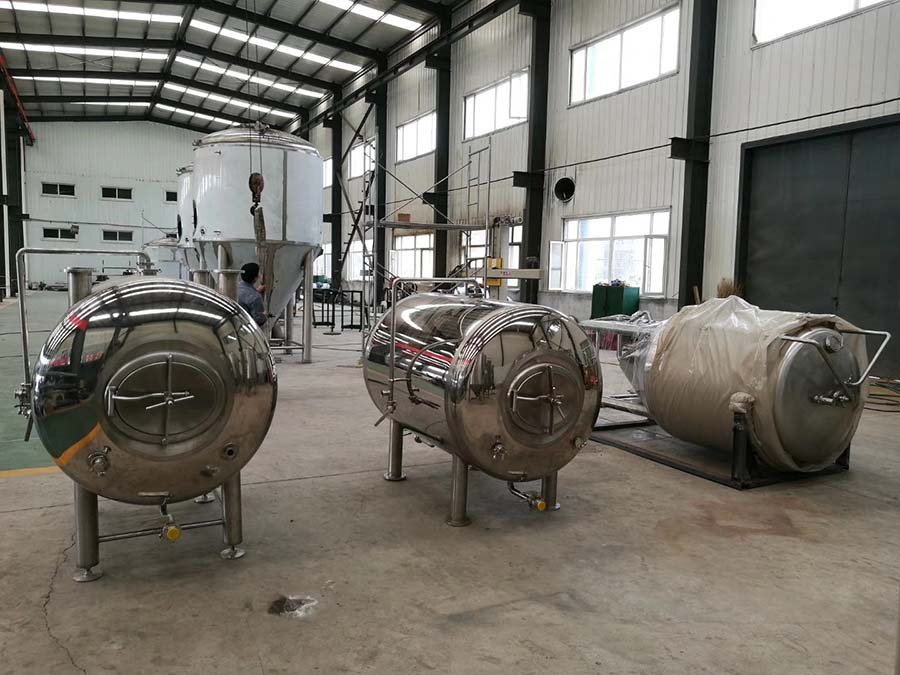 Vertical or Horizontal Bright Beer Tanks – Which One Is Right for You? Process & Engineering